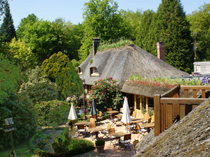 Le Petit Coq aux Champs à Pont Audemer en Normandie<br>Le charme absolu !